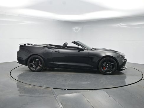 Used 2019 Chevrolet Camaro SS RWD image 6