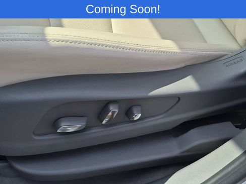 Used 2023 Cadillac XT5 Premium Luxury AWD/4WD image 17