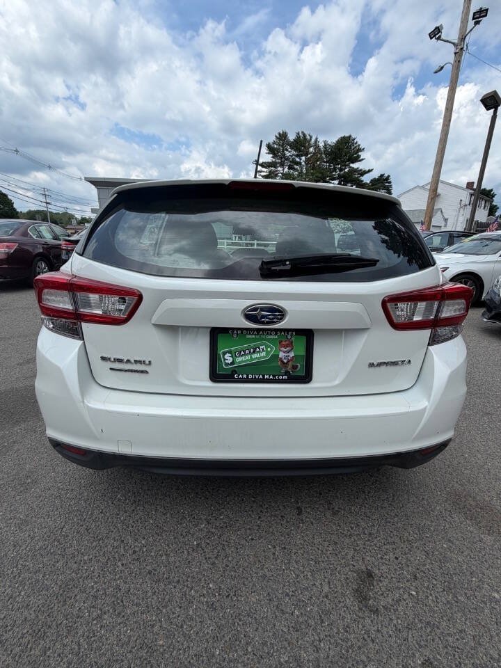 Used 2019 Subaru Impreza 2.0i AWD/4WD image 4