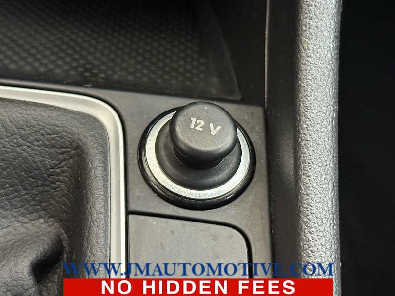 Used 2024 Volkswagen Jetta S FWD image 39