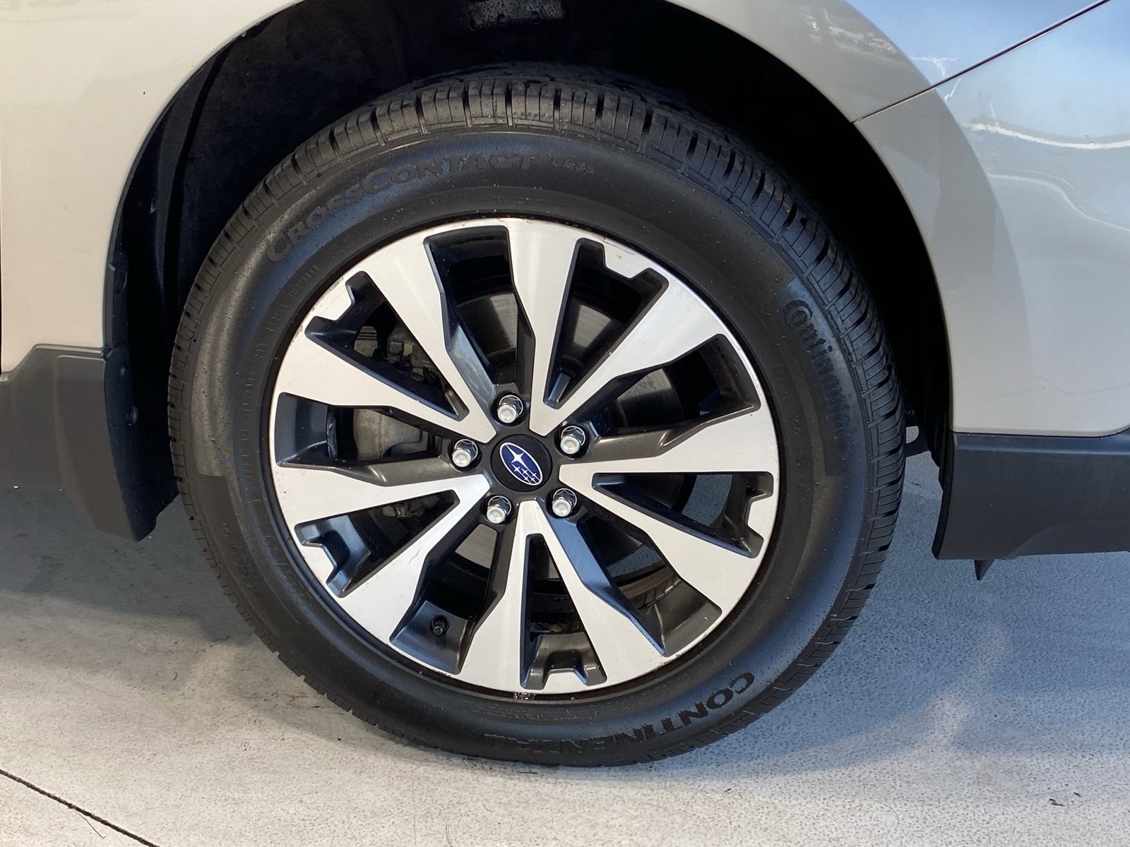 Used 2016 Subaru Outback 2.5i Limited w/ Popular Package #4 AWD/4WD image 10