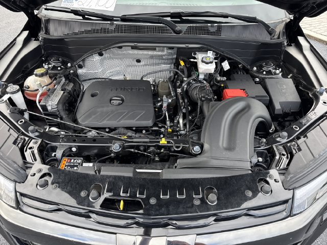 Used 2024 Chevrolet TrailBlazer RS w/ Convenience Package FWD image 38