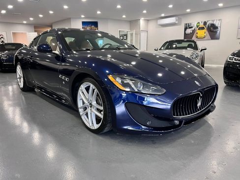 Used 2015 Maserati GranTurismo Sport RWD image 1