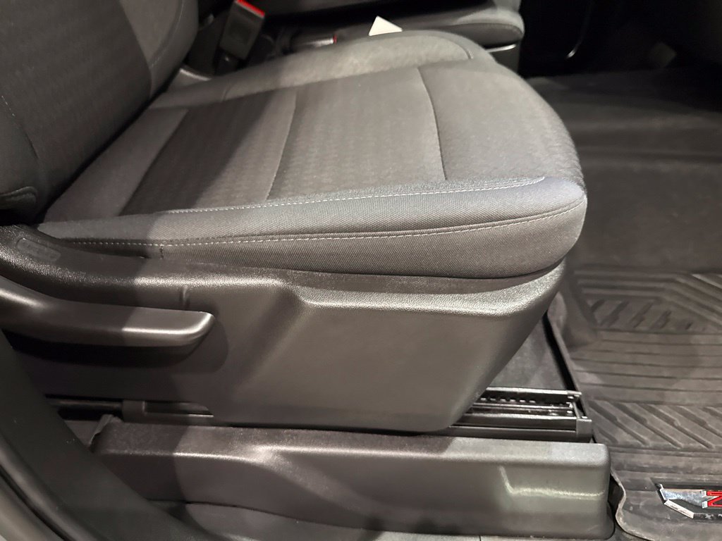 Used 2024 Chevrolet Silverado 1500 RST AWD/4WD image 13