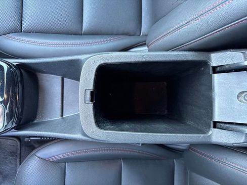 Used 2024 Chevrolet Trax RS image 25