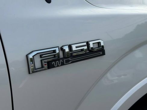 Used 2019 Ford F150 King Ranch w/ Equipment Group 601A Luxury AWD/4WD image 21