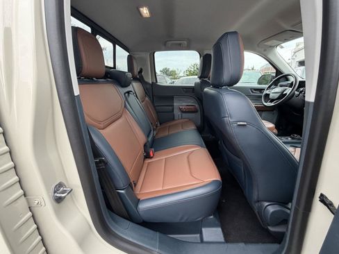 Used 2024 Ford Maverick Lariat FWD image 24