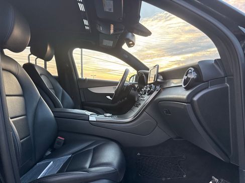 Used 2019 Mercedes-Benz GLC 300 4MATIC Coupe image 32