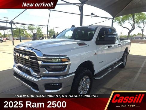 Used 2025 RAM 2500 Big Horn AWD/4WD image 1
