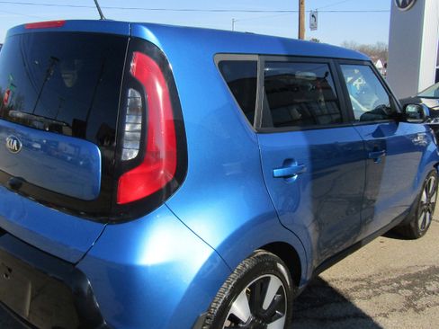 Used 2016 Kia Soul + w/ Designer's Package image 7