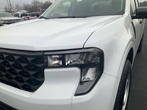 New 2026 Ford Maverick XL image 9