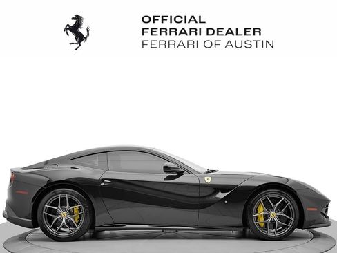 Certified 2014 Ferrari F12 Berlinetta image 6