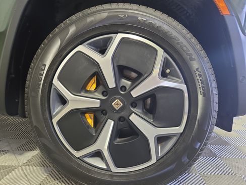 Used 2023 Rivian R1T Adventure Quad AWD/4WD image 11