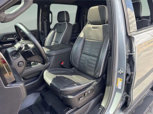 Used 2023 GMC Sierra 1500 AT4X image 10