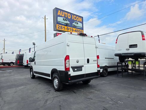 Used 2023 RAM ProMaster 2500 image 2