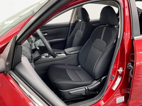 Used 2024 Nissan Sentra SV image 25