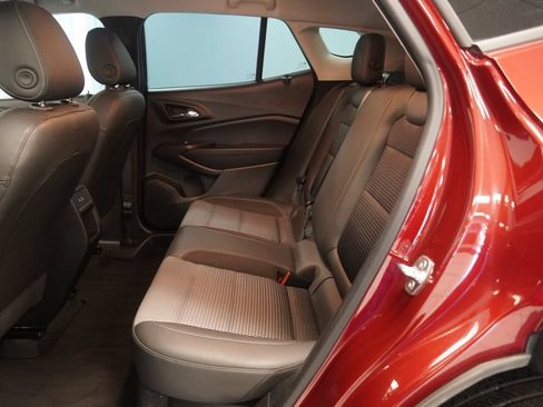 Used 2024 Chevrolet Trax LT w/ Driver Confidence Package FWD image 25