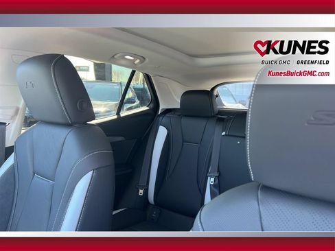 New 2026 Buick Envision Sport Touring AWD/4WD image 35