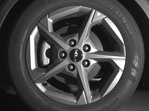 Used 2025 Kia K4 FWD image 12