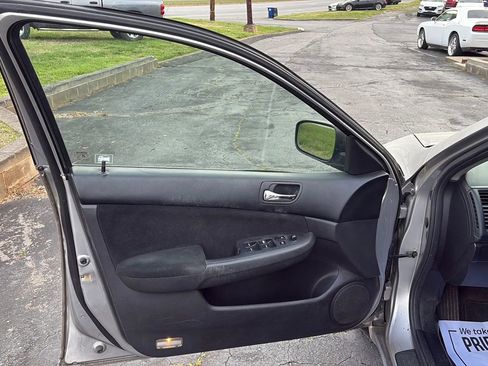 Used 2007 Honda Accord LX image 9