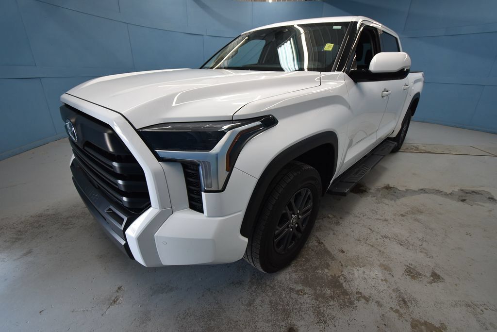 Used 2023 Toyota Tundra SR5 w/ SR5 Convenience Package AWD/4WD image 30