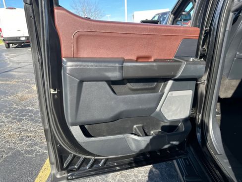 Used 2023 Ford F150 Lariat w/ Equipment Group 502A High image 32