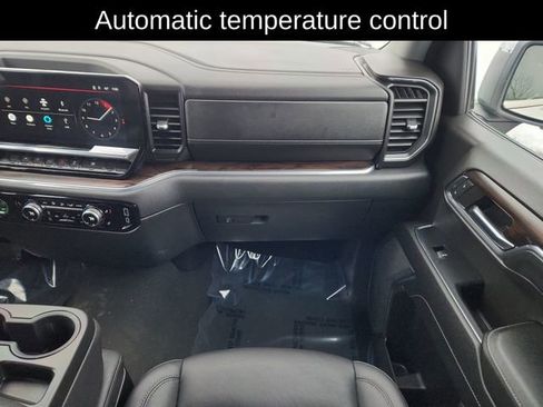 Used 2024 GMC Sierra 1500 SLT image 22