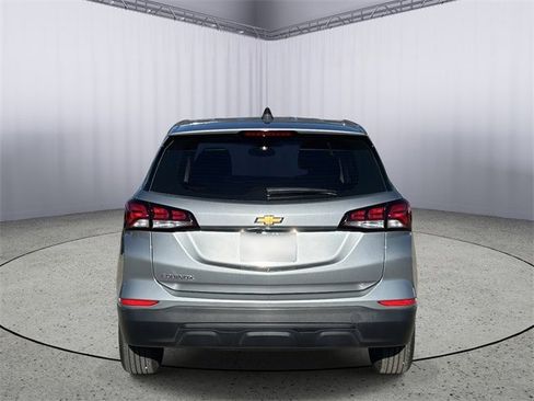 Used 2024 Chevrolet Equinox LS image 8