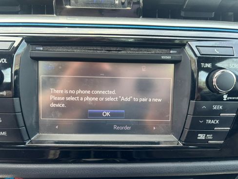 Used 2016 Toyota Corolla S Premium FWD image 23