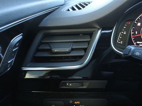 Used 2019 Audi Q7 3.0T Premium Plus image 11