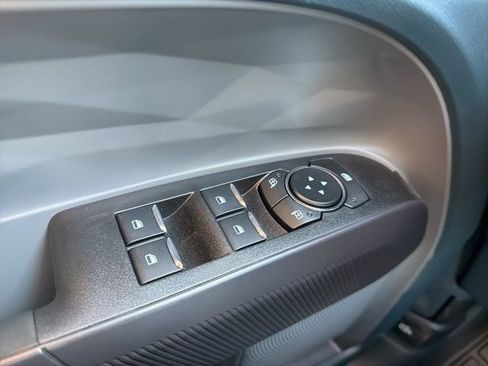 New 2026 Ford Maverick XL image 24