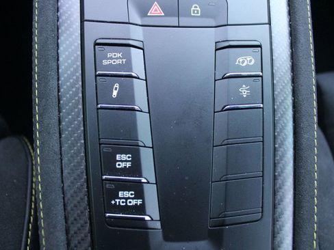 Used 2025 Porsche 718 Cayman GT4 RS image 11