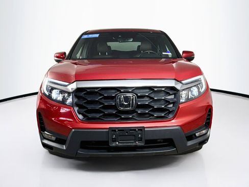 Certified 2025 Honda Passport EX-L image 3