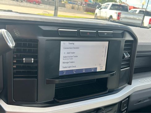 Used 2023 Ford F250 XL w/ XL Driver Assist Package RWD image 28