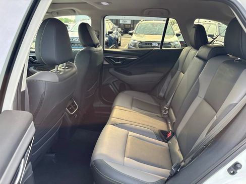 Certified 2024 Subaru Outback Onyx Edition AWD/4WD image 12