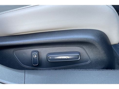 Certified 2025 Honda Accord Touring image 22