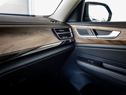 New 2026 Volkswagen Atlas SE image 44