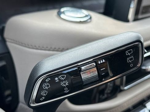 Used 2022 Lincoln Aviator Reserve w/ Elements Package Plus AWD/4WD image 40