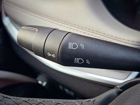 New 2026 Jeep Compass Limited image 18