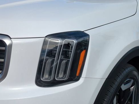 Certified 2023 Kia Telluride S AWD/4WD image 9