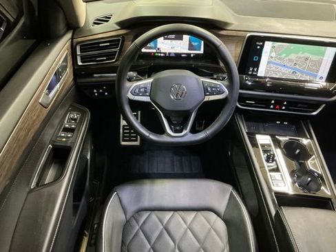 Used 2025 Volkswagen Atlas SEL Premium R-Line AWD/4WD image 12