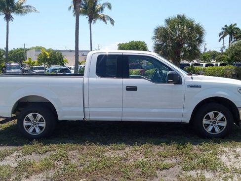 Used 2018 Ford F150 XLT w/ Equipment Group 301A Mid RWD image 5