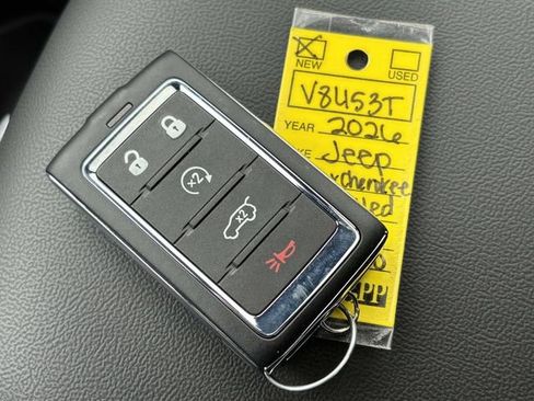 New 2026 Jeep Grand Cherokee Limited image 30