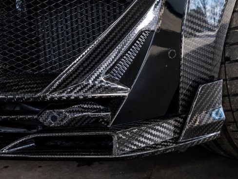 Used 2022 Lamborghini Urus image 16