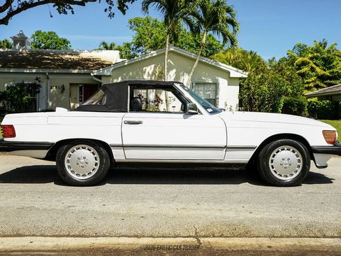 Used 1987 Mercedes-Benz 560 SL image 19