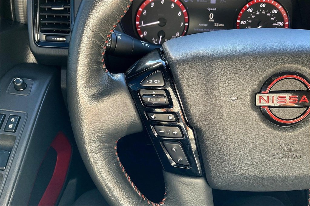 Used 2022 Nissan Frontier Pro-X RWD image 15