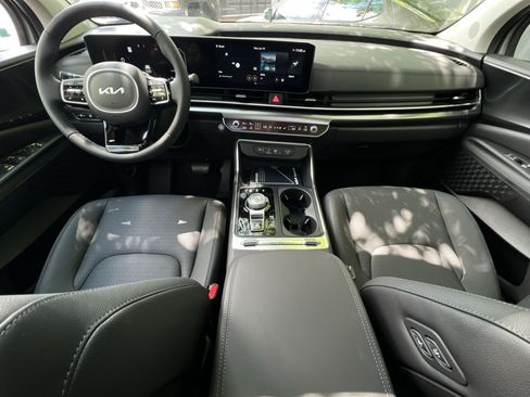 New 2026 Kia Carnival SX Prestige FWD image 32