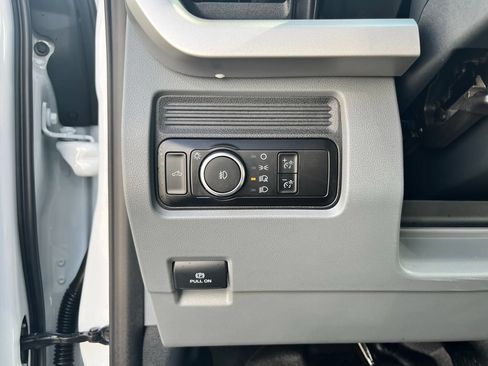 New 2026 Ford F250 XL w/ XL Driver Assist Package RWD image 13