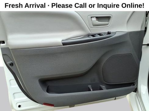 Used 2020 Toyota Sienna L FWD image 10