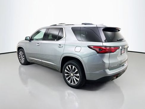 Used 2023 Chevrolet Traverse Premier image 8